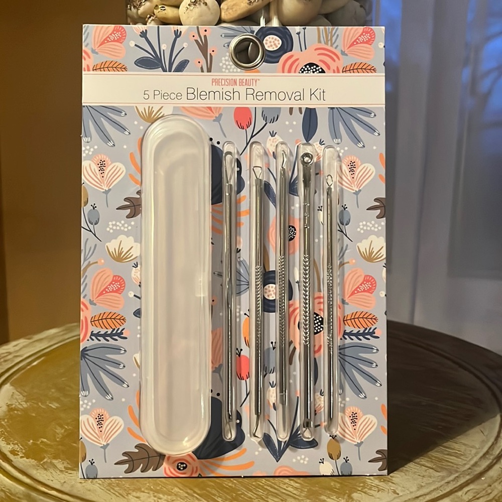 Facial Blemish Remover Kit
